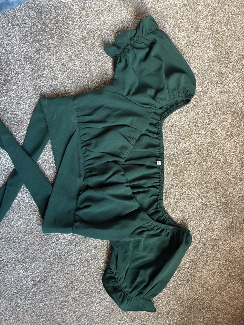 Dark Green Puff-Sleeve Crop Top